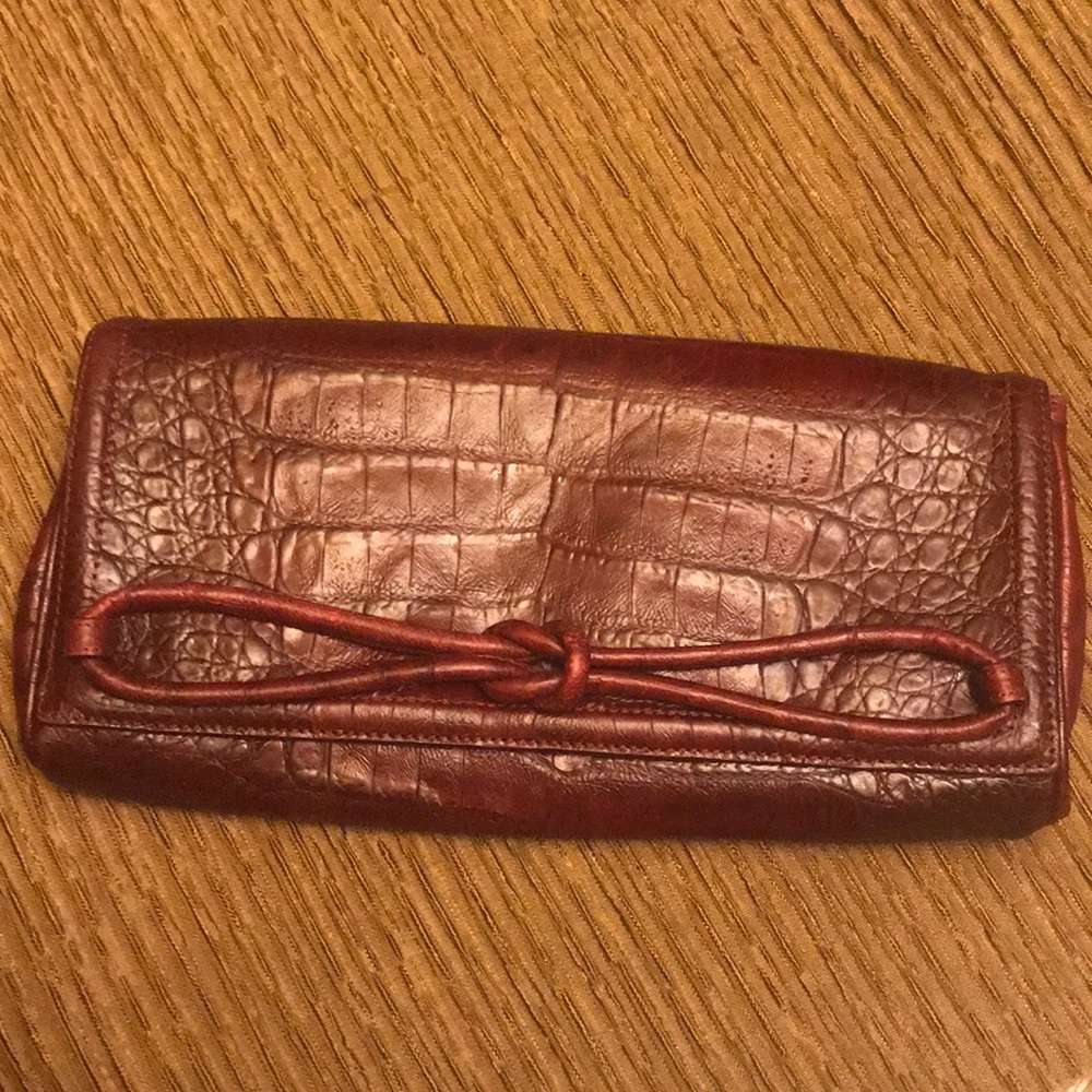 Brahmin clutch